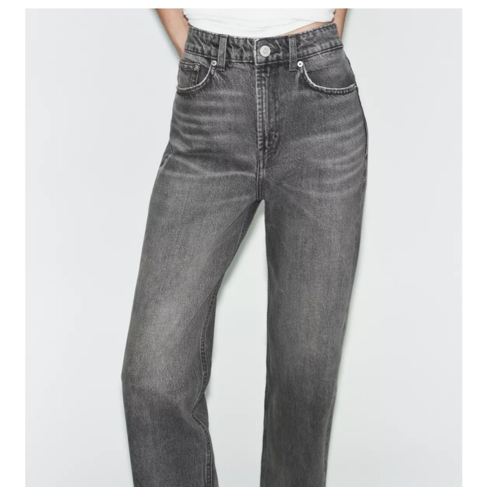Zara Distressed Grey High Waisted Mom Jeans small 4